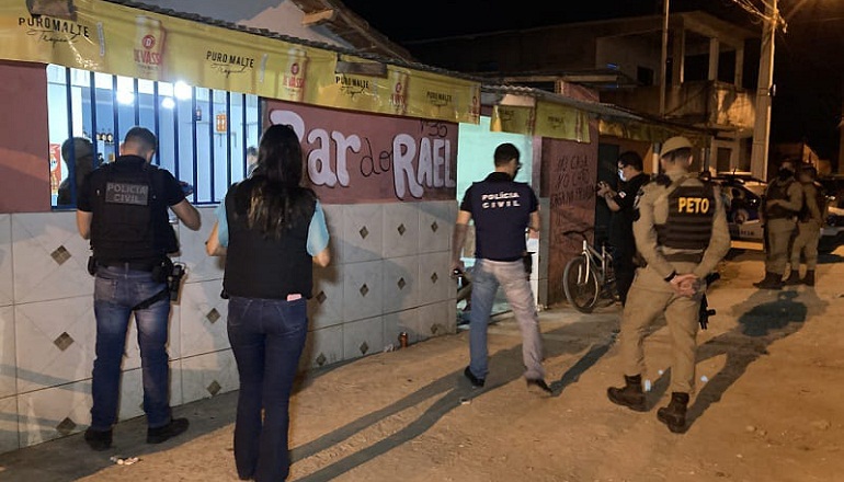 Teixeira: Jovem é morto a tiros em porta de bar no bairro Liberdade II 