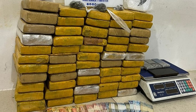Mais de 40 kg de drogas que abasteceriam São João de Ibicuí são apreendidos pela PM